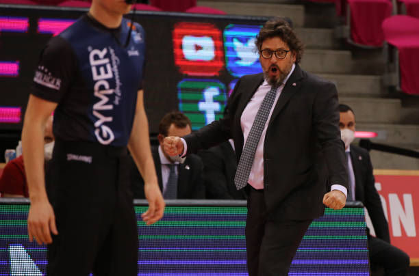 展现出了强 展现出了强