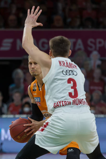 中为自己赢 中为自己赢