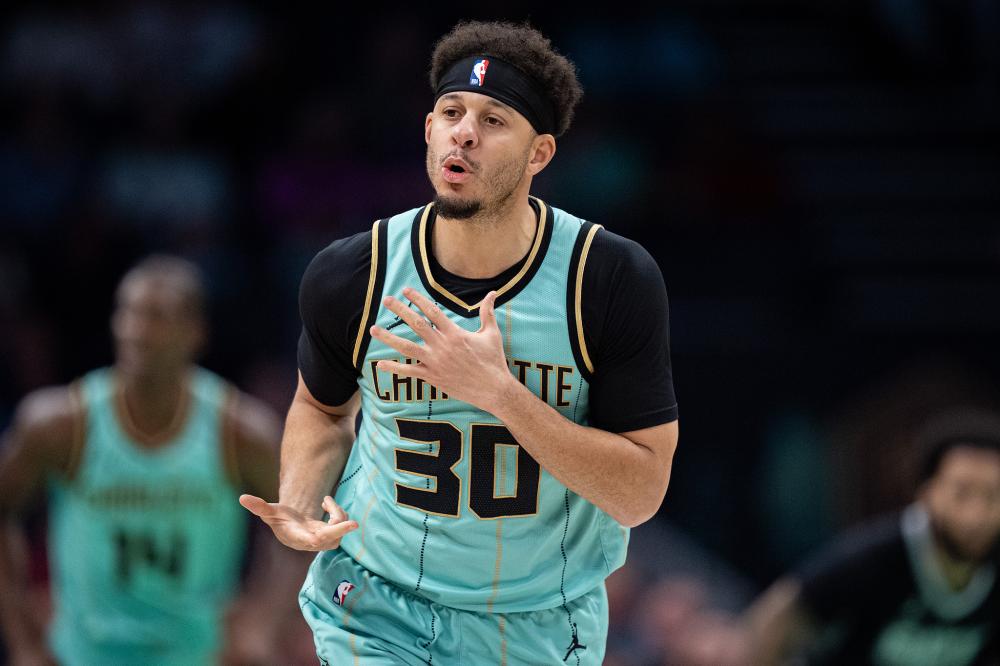 四射的火花 四射的火花