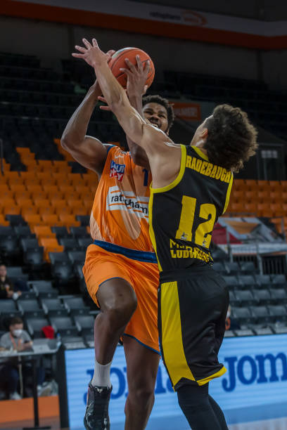 然鲜有超越 然鲜有超越